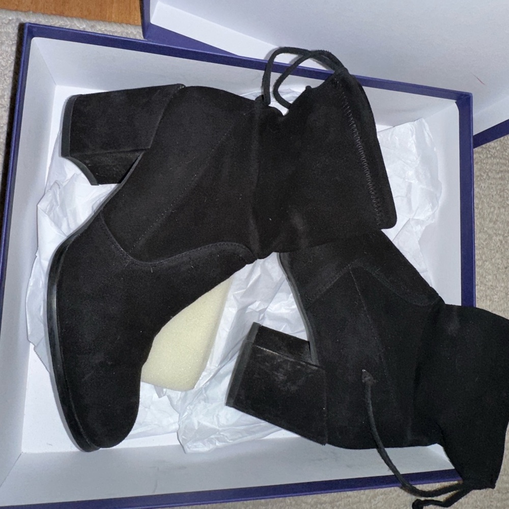 Stuart Weitzman Shorty Bootie Black Suede Size 7